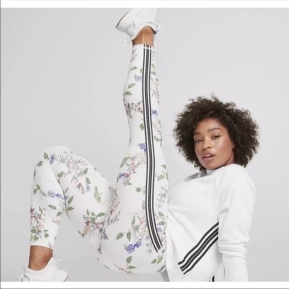 Athleta Pants - NWOT Athleta Women Contender Sexy Floral White Leggings with Black Stripes S